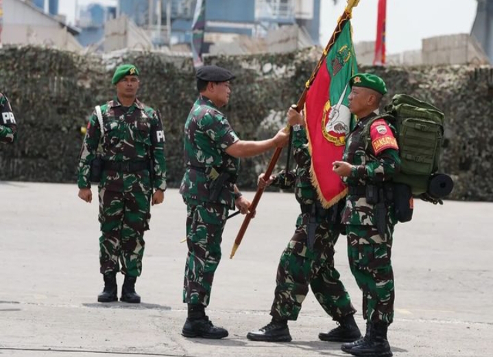 Panglima TNI Laksamana Yudo Margono Lepas 850 Prajurit ke Satgas Operasi Pengamanan Papua foto dok 