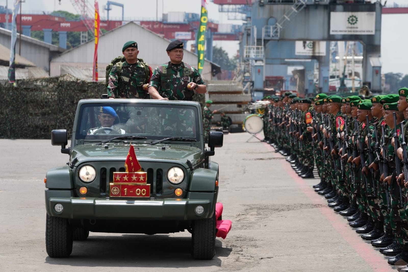 Panglima TNI Laksamana Yudo Margono Lepas 850 Prajurit ke Satgas Operasi Pengamanan Papua foto dok