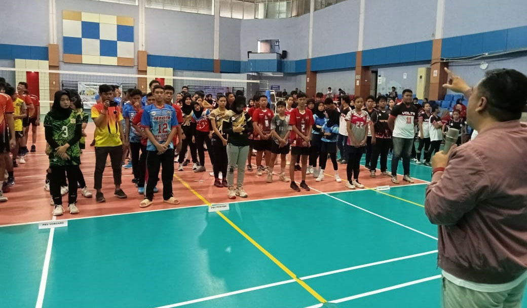 PBVSI Kota Jakarta Pusat Menggelar Turnamen Bola Voli antar Club foto dok