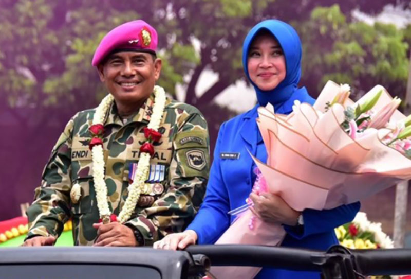 Di HUT ke-78 Korps Marinir TNI AL KASAL Lantik Mayjen TNI Endi Supardi Jadi Dankormar foto dok 