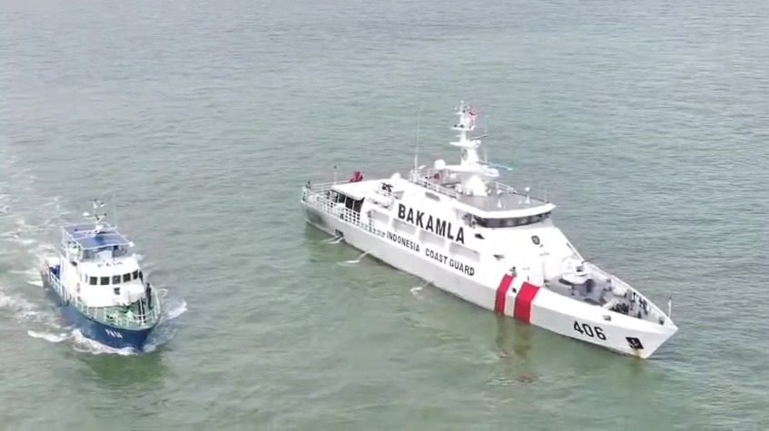 Bakamla RI dan APMM Perkuat Sinergi Lewat Rendezvous di Selat Malaka