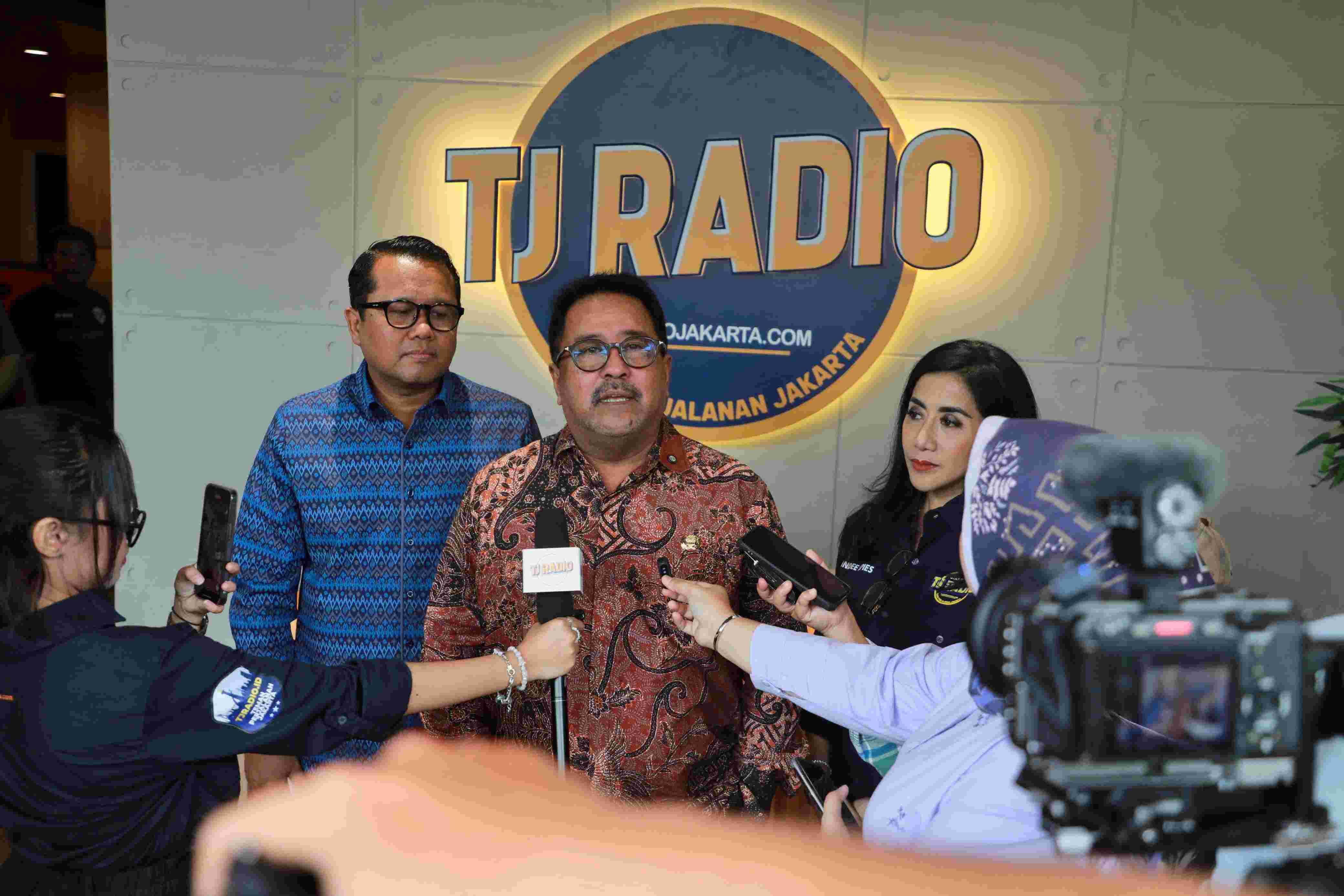 Transjakarta Luncurkan TJ Radio, Wagub Rano: Teman Perjalanan dan Sumber Informasi Warga Jakarta