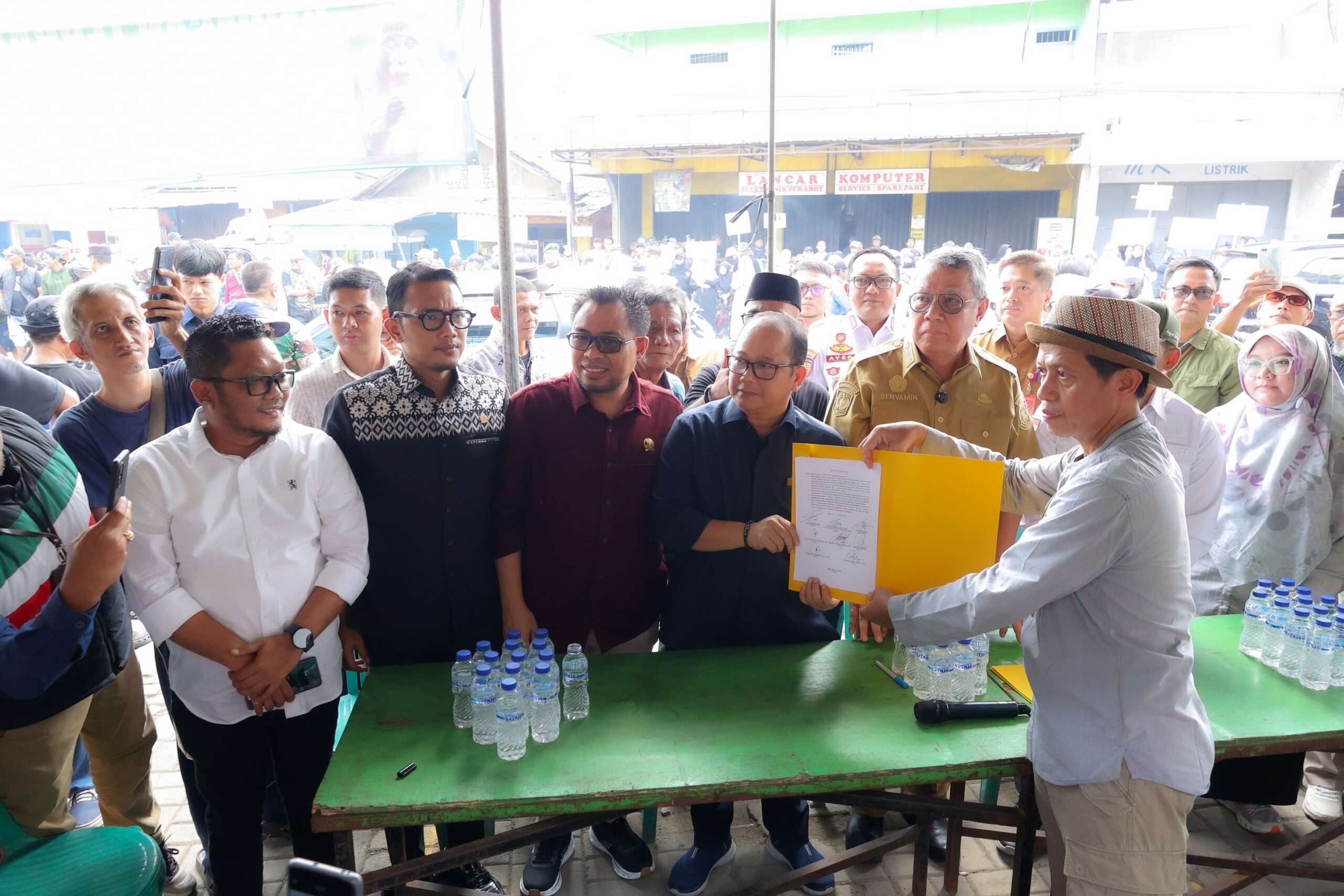 Wali Kota Tangsel Tegas Tolak Penutupan Akses Jalan Serpong–Parung, Dukung Warga Muncul