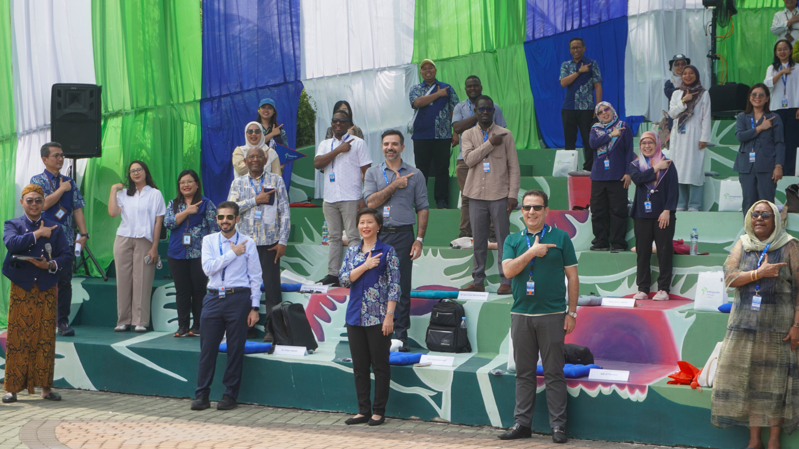 Presdir Bintang Toedjoe Fanny Kurniati Bersama Delegasi WHO Dan Tim Bintang Toedjoe