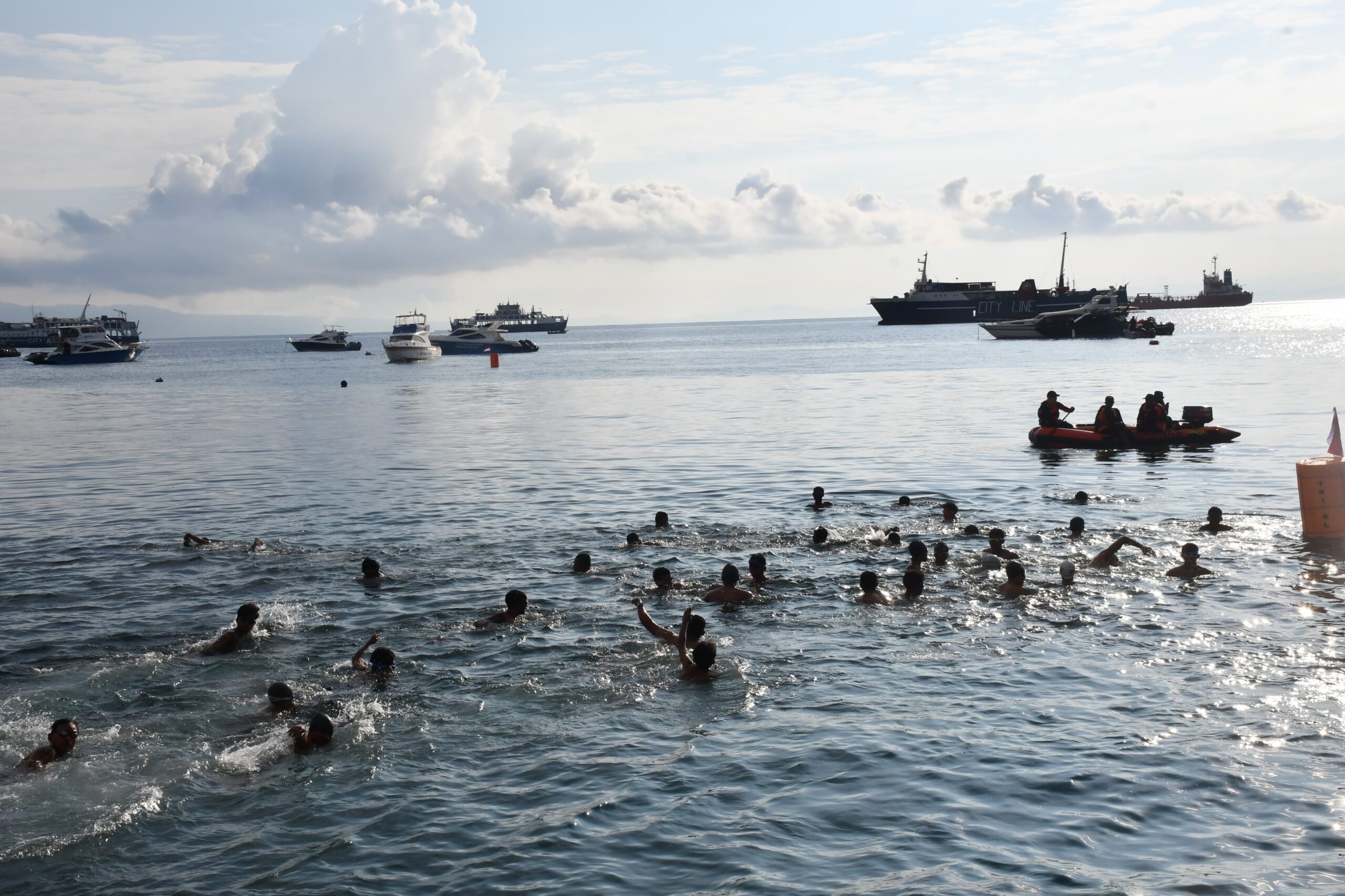 Lomba Open Water Swimming di Ternate, Wujud Sinergi TNI dan Pemda Maluku Utara