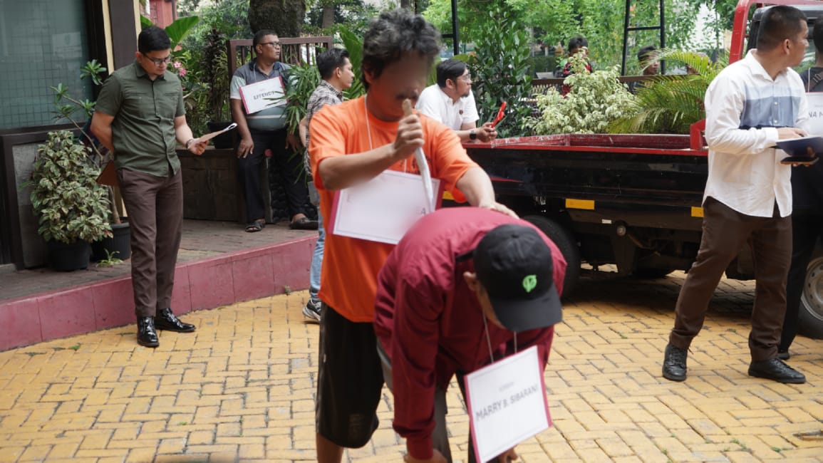 Tersangka Pembunuhan Agen Elpiji di Duri Kepa Jalani Rekonstruksi, 18 Adegan Perlihatkan Aksi Sadisnya