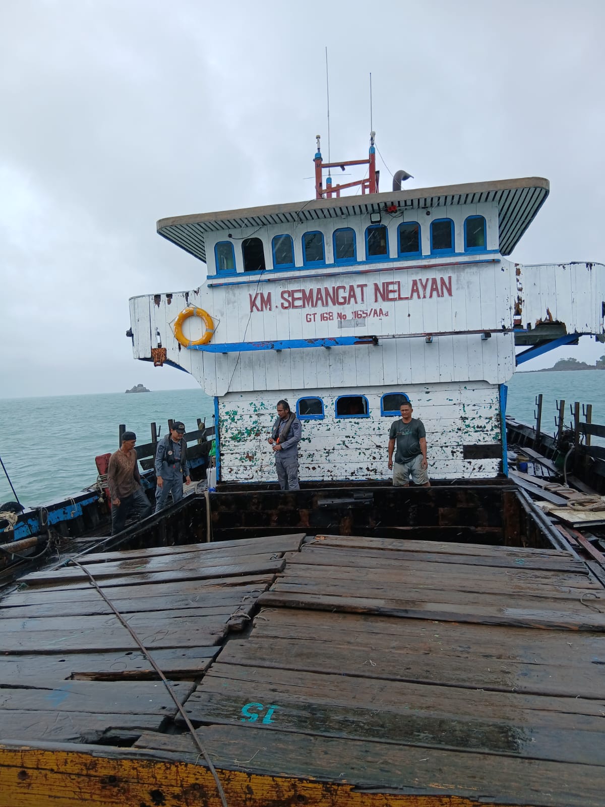 Bakamla RI Selamatkan Kapal Kargo Mati Mesin di Tengah Badai di Selat Malakal