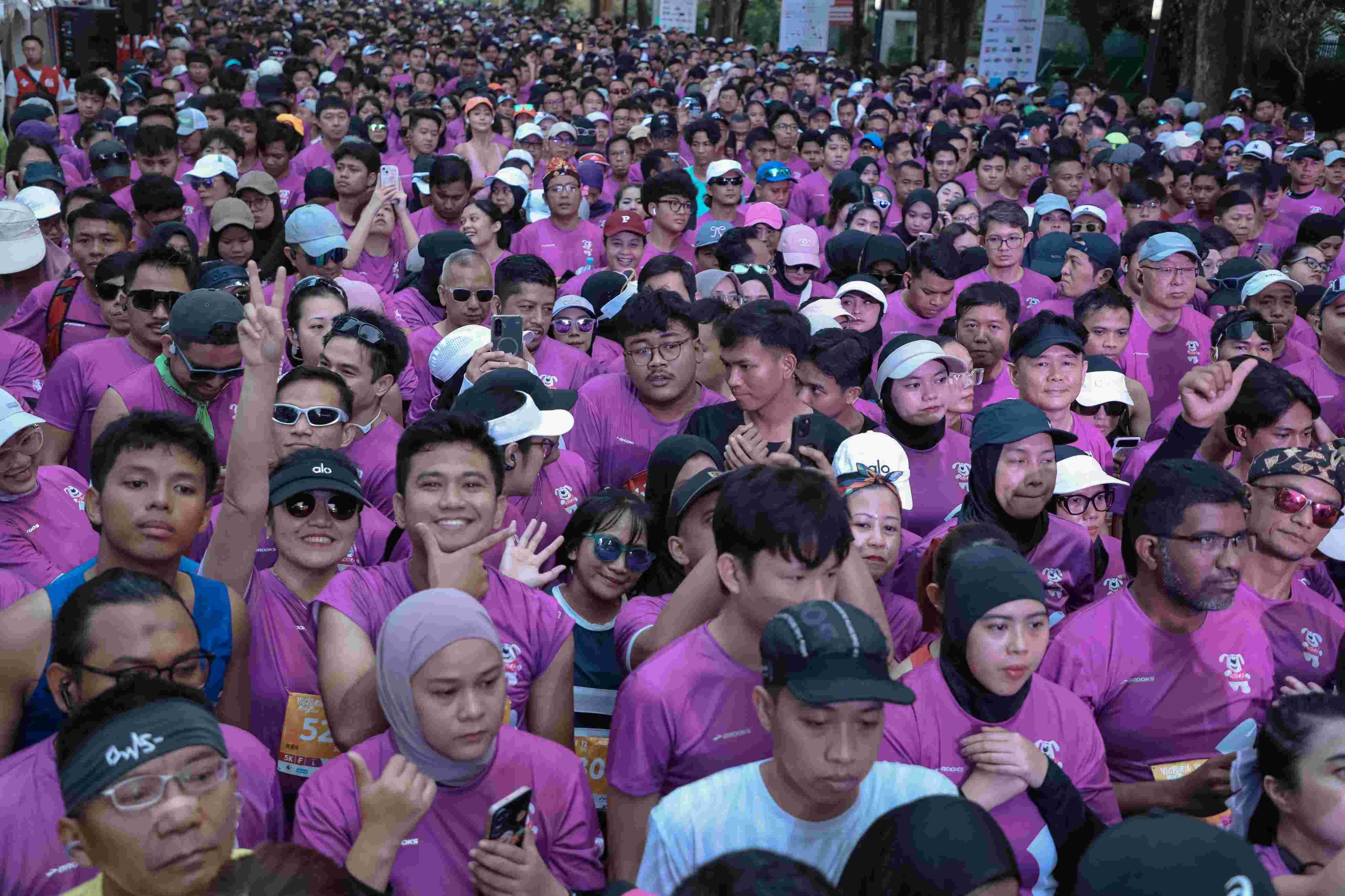 Gubernur Pramono Lepas Ribuan Peserta Victoria Run dan Olympic Day Run 2025, Dorong Sportivitas dan Sport Tourism di Jakarta