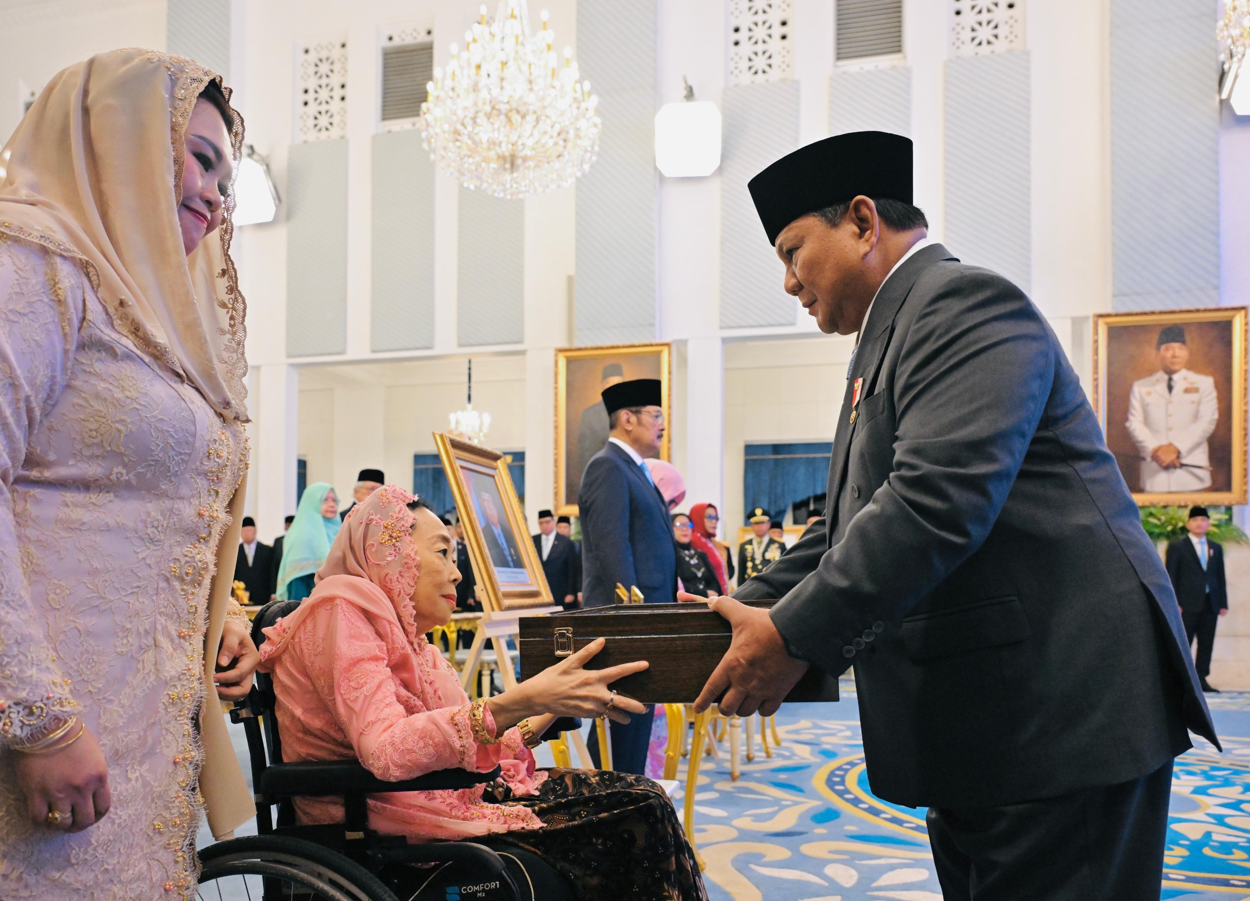 Panglima TNI Hadiri Penganugerahan Gelar Pahlawan Nasional di Istana Negara