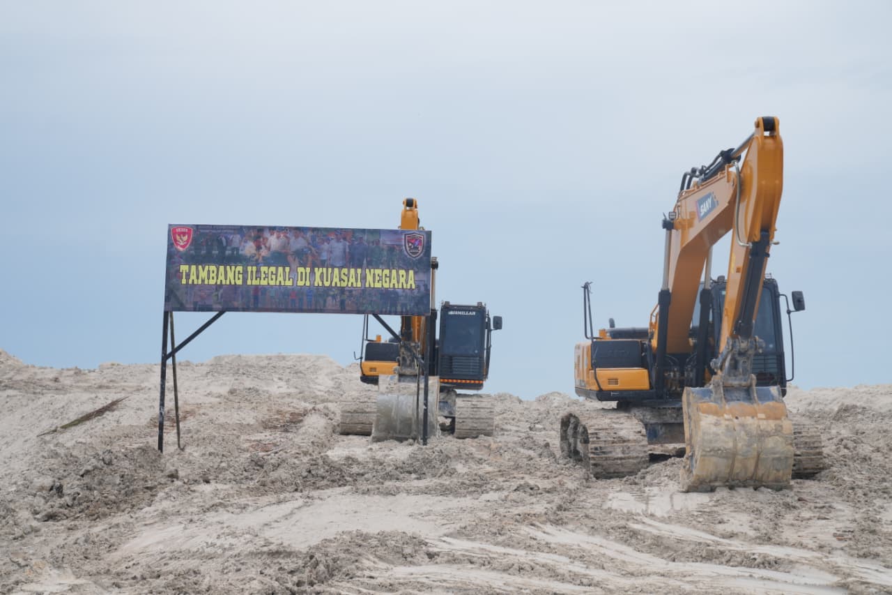 Panglima TNI dan Menhan Tinjau Tambang Timah Ilegal di Bangka Tengah, Operasi Satgas PKH Bongkar Bukaan 262 Hektare