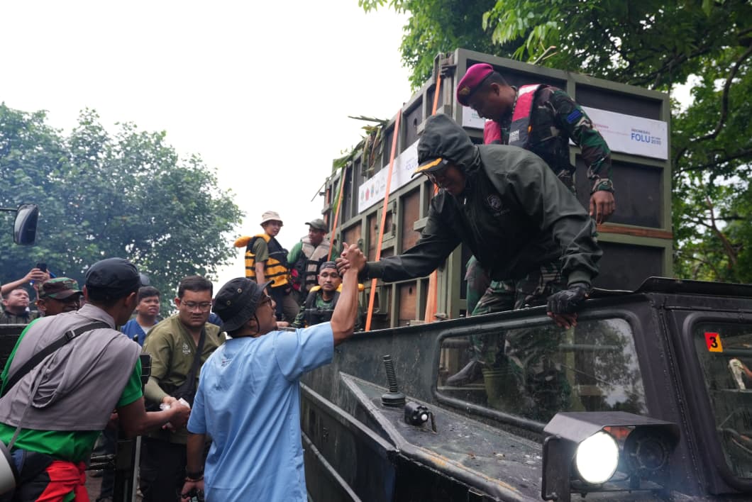 Operasi Merah Putih TNI Sukses Translokasi Badak Jawa, Perkuat Upaya Konservasi Nasional