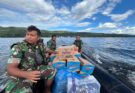 TNI Tempuh Jalur Danau Singkarak untuk Salurkan Bantuan Banjir di Sumbar