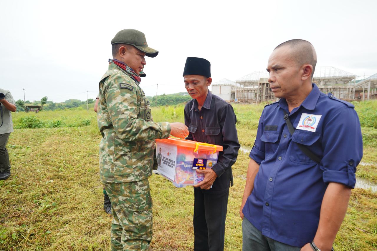 Panglima TNI Cek Kesiapan Yonif TP 890/Gardha Sakti di Garut, Fokus Pembinaan Teritorial dan Ketahanan Pangan