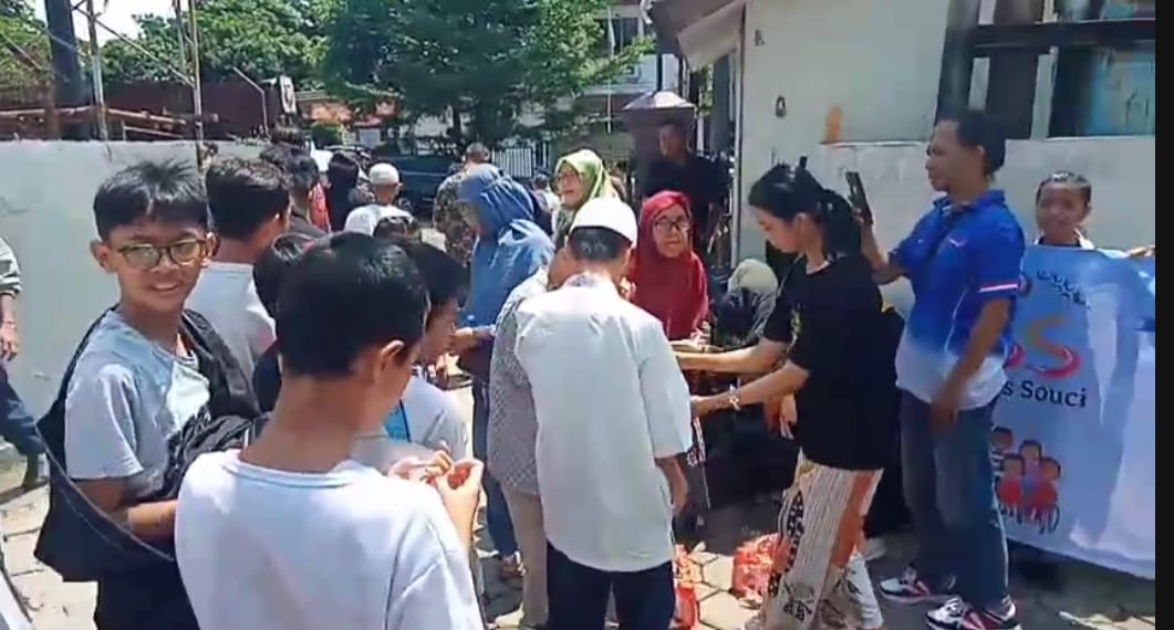 anak disabilitas bogor, jumat berkah bogor, kegiatan sosial bogor, sanggar disabilitas sans souci, aksi berbagi nasi kotak, inspirasi anak disabilitas, kegiatan sosial masjid al munawar, komunitas disabilitas bogor, berita bogor terbaru, kegiatan amal bogor, anak berkebutuhan khusus, kepedulian sosial indonesia