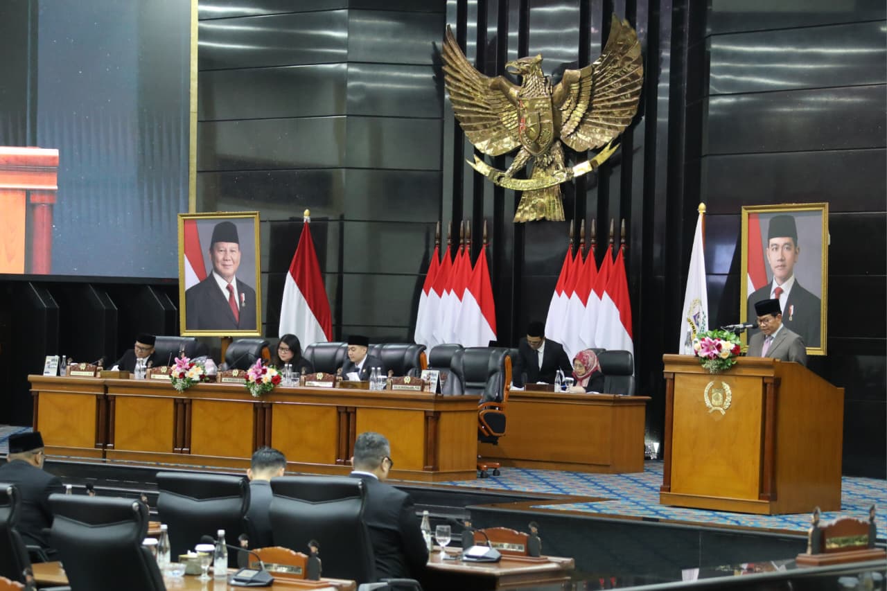 Gubernur Pramono Apresiasi DPRD atas Persetujuan Raperda, Dorong Kesejahteraan Masyarakat