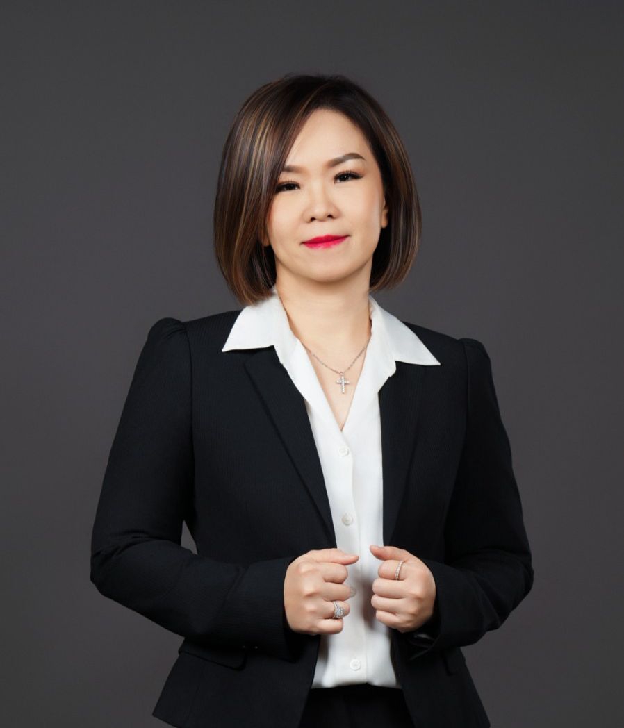 Destina Fang Founder Champion Community memberikan edukasi tentang proteksi dan perencanaan keuangan kepada masyarakat Indonesia.