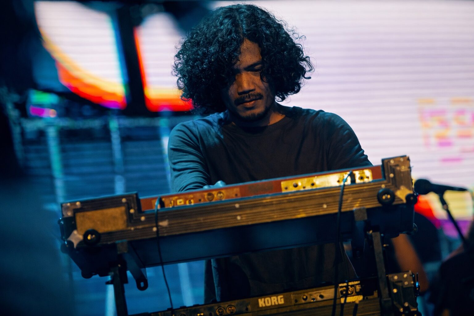 Reza Ryan memperkenalkan proyek solo Kantusfirmus melalui perilisan single perdana Bintang Magnolia.