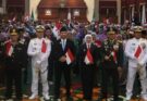 Sinergi TNI AL dan Pemprov Jatim Menguat, Wadan Kodaeral V Hadiri Penganugerahan Satyalancana Karya Satya