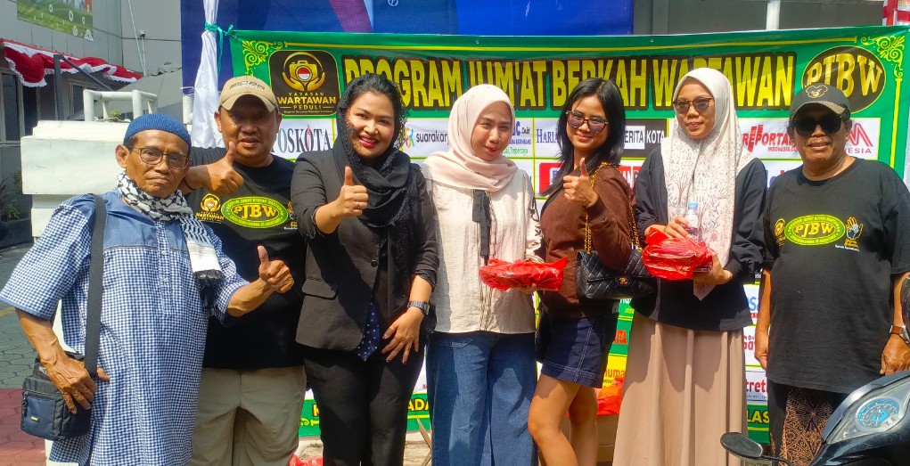 Judul Utama:PJBW Pekan 89, Camel Petir dan BPN Kota Tangerang Kompak Berbagi kepada Warga